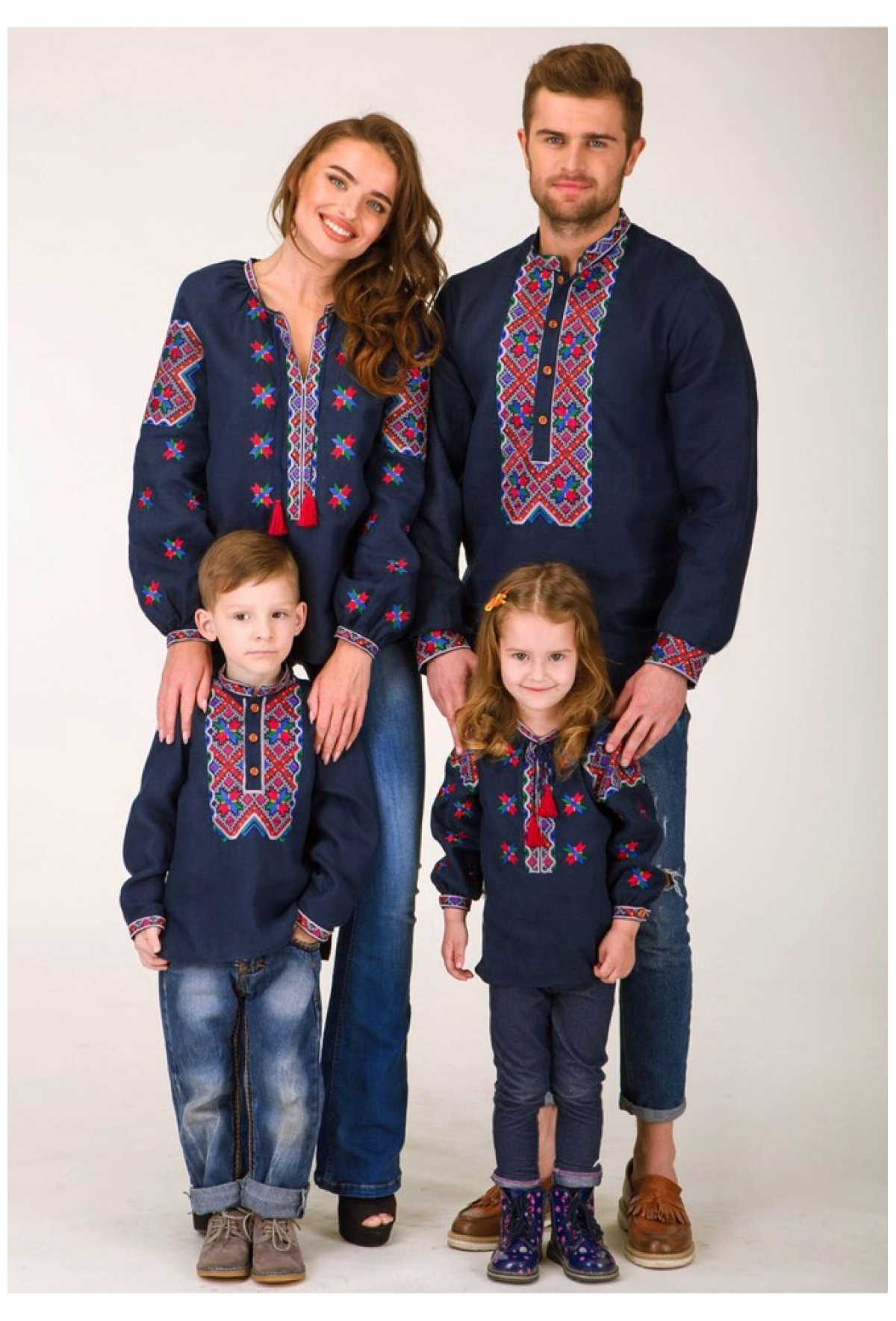 Вишиванка для дівчинки (7702)